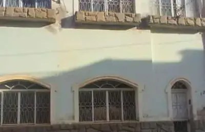 Casa com 3 quartos à venda no Centro, Ubá 