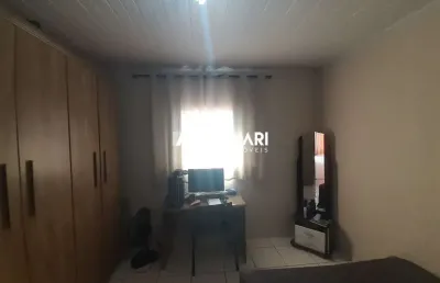 Casa no bairro jardim vienense na cidade de  agudos;