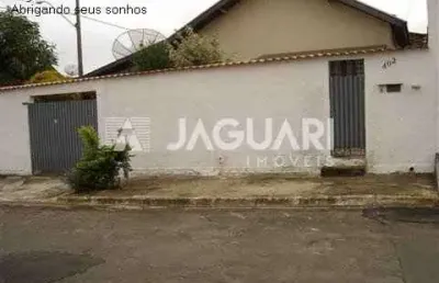 Casa com 2 quartos à venda na Vila Avato, Agudos 