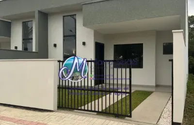 Casa 2 dormitórios à 550 metros da praia do tabuleiro em barra velha-sc