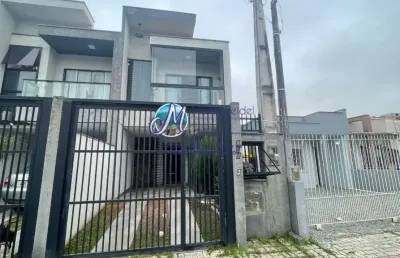 Excelente sobrado dos  sonhos com 2 suítes em balneário piçarras-sc