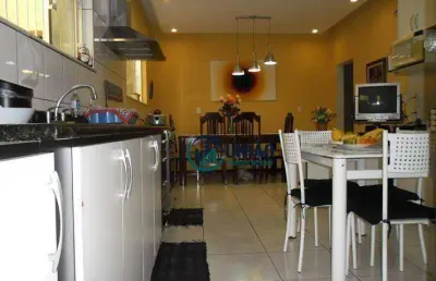 Casa com 3 quartos à venda, 220 m² por r$ 850.000 - santa rosa - niterói/rj