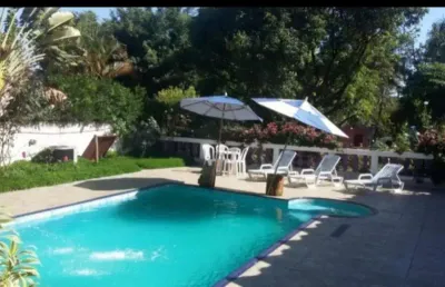 Linda chácara 1400 m²/ lareira/ espaço gourmet/ quiosque/ piscina/ araçoiaba