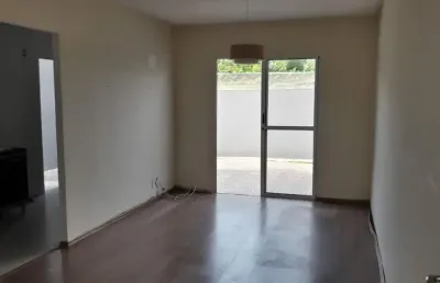 Casa térrea em condomínio/ 3 dorm./ suíte/ 2 vagas/ lazer/ só 420 mil