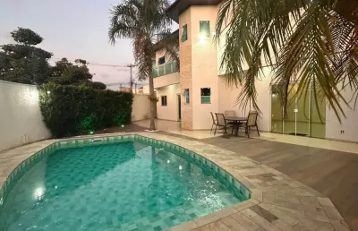 Sobrado 292 m²/ 2 suítes/ área gourmet/ ambientes integrados/ acesso av. itavuvu