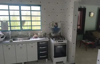 Chácara 2.000 m²/ espaço gourmet/ poço caipira/ araçoiaba da serra