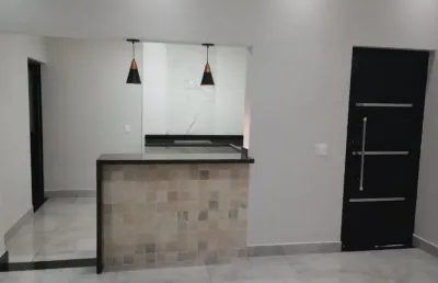 Casa térrea à venda/ condomínio villagio ipanema/ espaço gourmet/ 540 mil