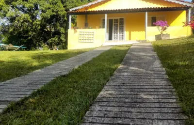 Chácara 2.700 m²/ 2 dorm./ área gourmet/ varanda/ ac. rod. raposo tavares