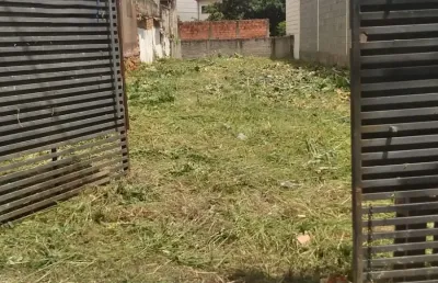 Terreno plano/ 210 m²/ ótima localização/ próximo ao centro/ só r$ 210 mil
