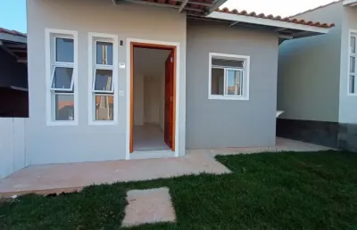 Casa em condomínio fechado/ lazer/ 2 dorm./ 2 vagas/ pacote 1.700,00