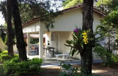 Fazenda/sítio/chácara para venda possui 200 metros quadrados com 3 quartos