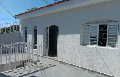 Casa à venda vila jardni/ 2 dorm./ 3 vagas/ edícula/ 530 mil