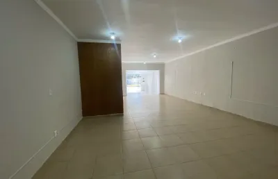 Ponto comercial no centro de sorocaba/ 1 wc/ copa/ aluguel 1.700,00