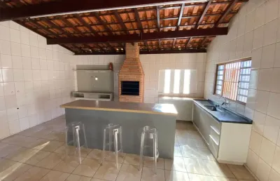 Sobrado jd. simus/ 3 dorm./ suíte/ espaço gourmet/ quintal amplo/ 04 vagas