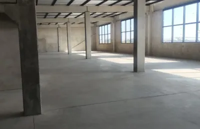 Barracão para locação/ 430 m²/ 3 pavimentos/ jd. ana maria