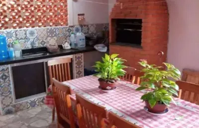 Casa muito confortável na vila santa fé proxima a capela