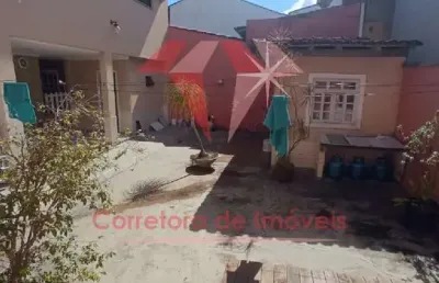 Casa com 3 quartos à venda no laranjeiras, serra , 250 m2 por r$ 950.000