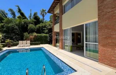 Casa magnifica disponível para venda na praia de são pedro - guarujá