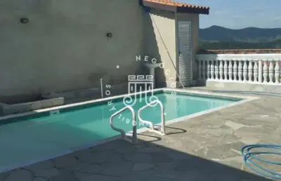 Casa com 4 quartos à venda na Rua Jequitibá, 105, Centro, Cabreúva