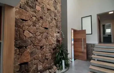 Belissima casa à venda no condominio bosque do horto jundiai/sp