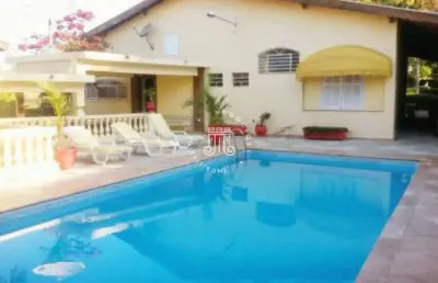 Chácara / sítio com 3 quartos à venda na Rua Deolinda Giaretta Salvador, 0194, Parque da Fazenda, Itatiba