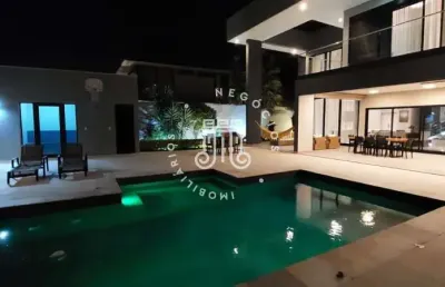 Casa à venda com 04 suítes localizada no condomínio quinta das palmeiras em jundiaí-sp.