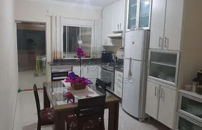 Casa à venda localizada no bairro jardim carlos gomes, jundiaí / sp.