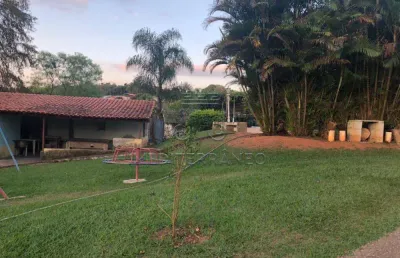 Chácara à venda com 02 casas localizada no bairro chácaras santa martha em jundiaí-sp.