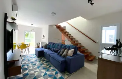 Linda cobertura duplex decorada a 500 metros do mar!