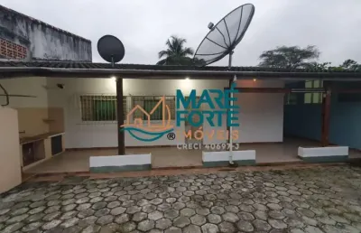 Oportunidade para quem procura um imóvel de esquina no br. pereque açu para fazer ponto comercial ou kitnet próximo a praia