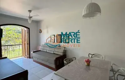 Apartamento amplo e mobiliado com vista livre, apenas 300 metros da orla