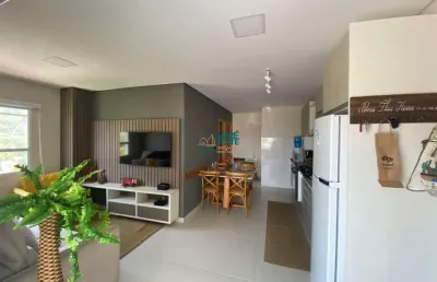 Linda cobertura com jacuzzi privativa e vista para o mar!