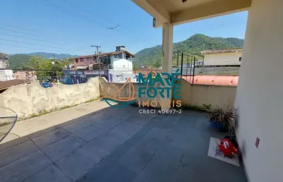 Oportunidade de investimento sobrado com 03 pontos comerciais