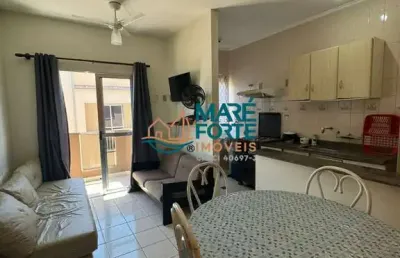 Apartamento amplo e mobiliado apenas 50 metros da praia