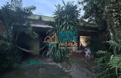 Casa térrea com edícula localizada numa das ruas mais agitadas do itagua!