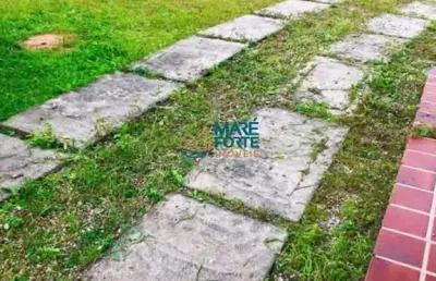 Casa com amplo terreno na melhor localização do itaguá