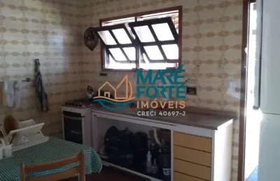 Casa próxima a praia da enseada para investimento ou moradia!