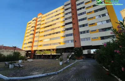 Apartamento amplo, ventilado e bem localizado no bairro de fátima.