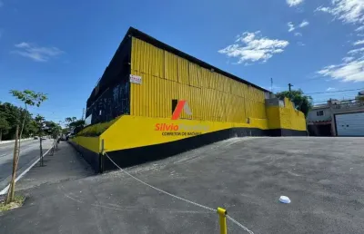 Terreno bem localizado  para locação, 1050 m² com cobertura parcial