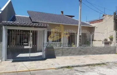 Casa com 2 quartos à venda na Rua Castro Alves, 261, Vila Cachoeirinha, Cachoeirinha