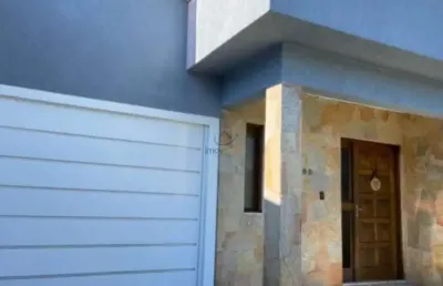 Casa com 3 quartos à venda na Rua Doutor Rodrigues Alves, 88, Vila Jardim América, Cachoeirinha
