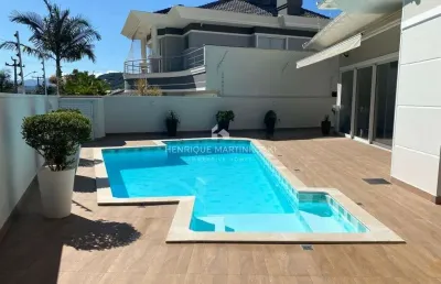 Casa alto padrão-cidade universitária pedra branca-palhoça-sc-236,88 m2-3 dormitórios, sendo 1 suite master e 2 demi suítes-3 vagas