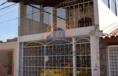 Casa com 4 quartos à venda na R. Prof. ÁLvaro Schiavi, Vila Vianelo, Jundiaí