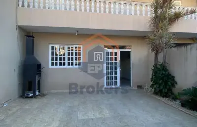 Casa com 4 quartos à venda na Rua Tupinambá, Jardim Guanabara, Jundiaí