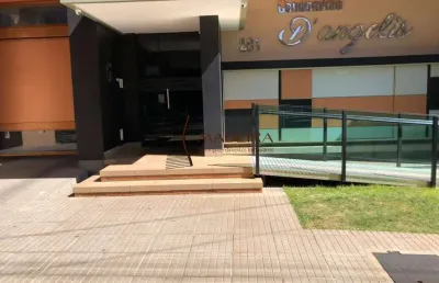 Apartamento com 3 quartos à venda na Zona 07, Maringá 