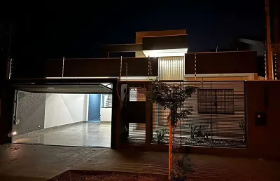 Casa três quartos, sendo um suite no jardim alvorada