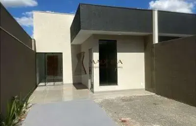 Casa com 2 quartos à venda no Conjunto Habitacional Requião, Maringá 