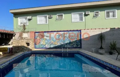 Casa com 4 quartos à venda na Rua Rodrigo Silva, 249, Macuco, Santos