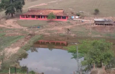 Fazenda com 1 sala à venda no centro, lagoinha  por r$ 2.500.000