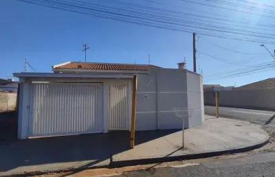 Casa para venda em araraquara, jardim das estações (vila xavier), 3 dormitórios, 2 banheiros, 2 vagas